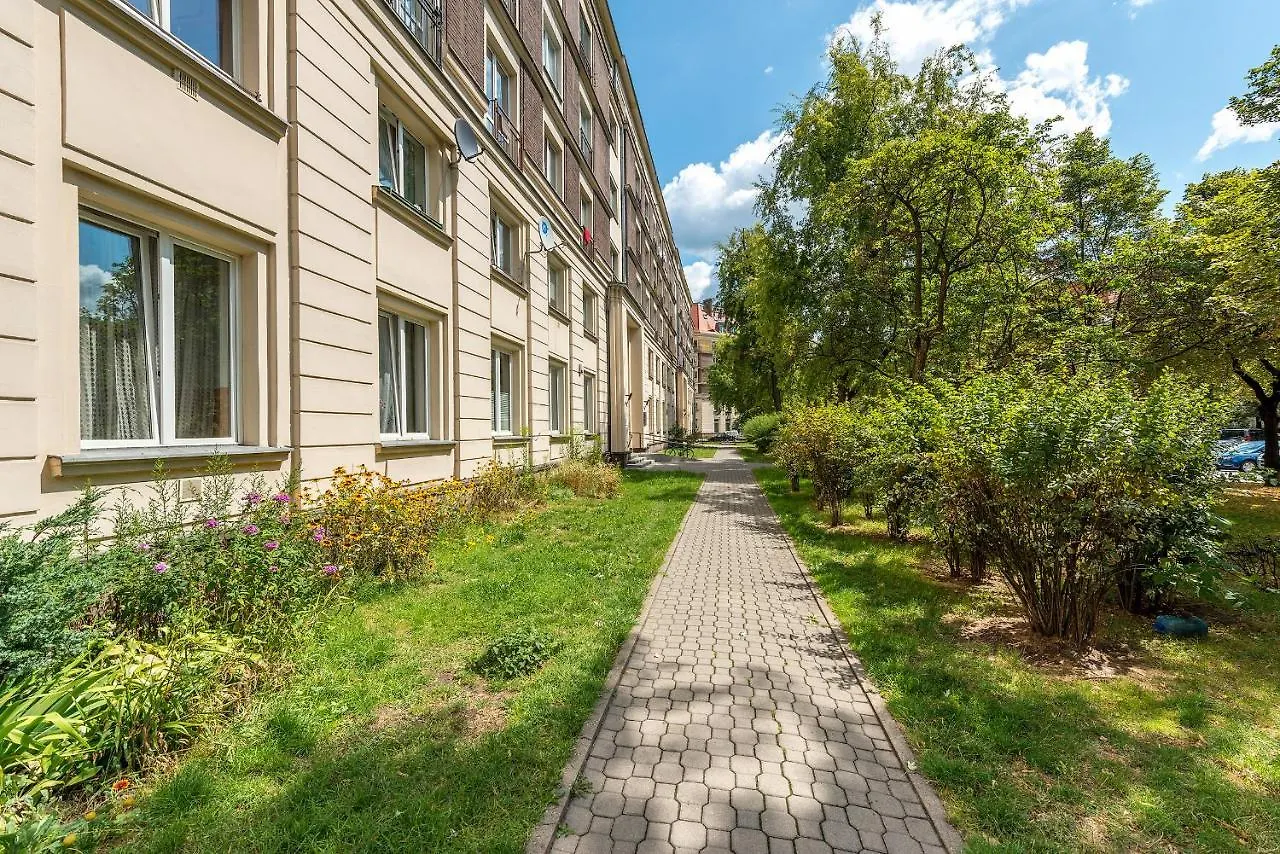 Zbawiciela Square P&O Serviced Apartments Warsaw Poland