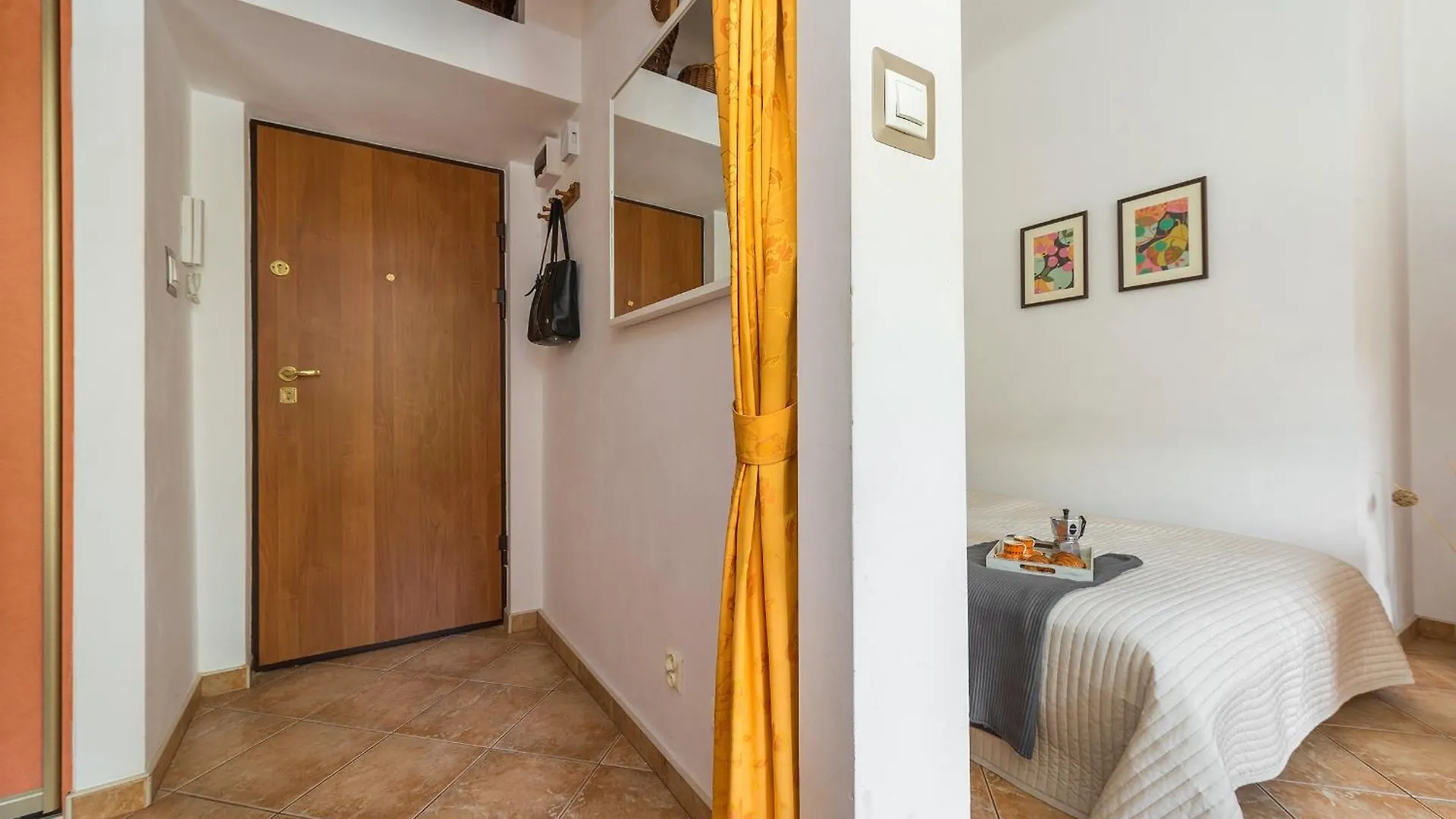 Zbawiciela Square P&O Serviced Apartments Warsaw